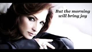 Watch Gloria Estefan Dont Let The Sun Catch You Crying video