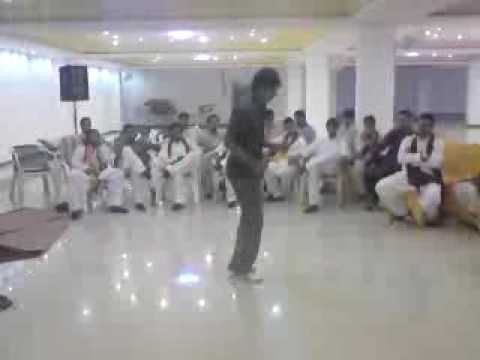 me aisa kyun hoon