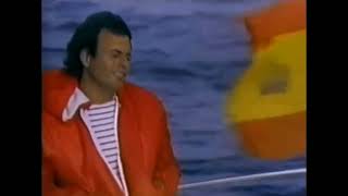 Watch Julio Iglesias Quijote video