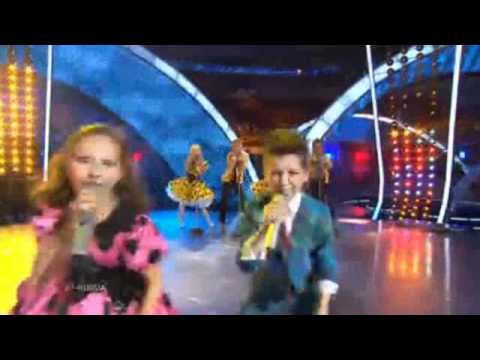 Junior Eurovision 2010 Russia - Sasha Lazin & Liza Drozd - Boy and girl Junior Eurovision 2010 Russia - Sasha Lazin & Liza Drozd - Boy and girl klip izle