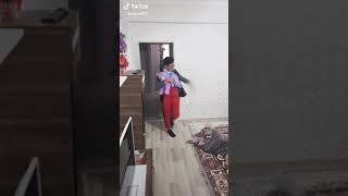 Çik Önümden D