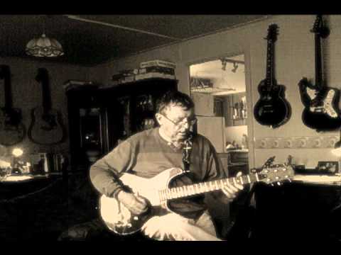 Ken Mathers playin' The Frost is all over