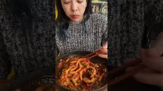 Making Kimchi Fried Ddukbokki Korean Y Rice Cakes
