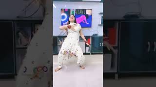 Mujra Hi Mujra