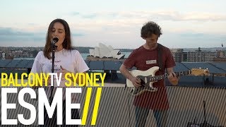 ESMÉ - I WONDER (BalconyTV)