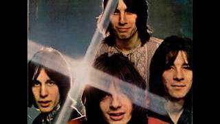 Watch Nazz Hang On Paul video