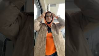 Yağmurda Şemsiye Kullanmayı Sevmeyen Başkaları Var Mı Benim Gibi?