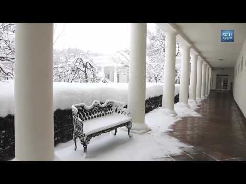 Raw Footage: Snowmageddon at the White House