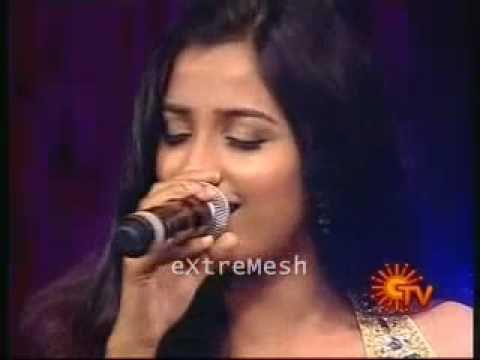 YouTube- Munbe Vaa Live by Shreya Ghoshal - eXtreMesh.mp4