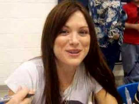 Danneel Harris and Elisabeth Harnois French