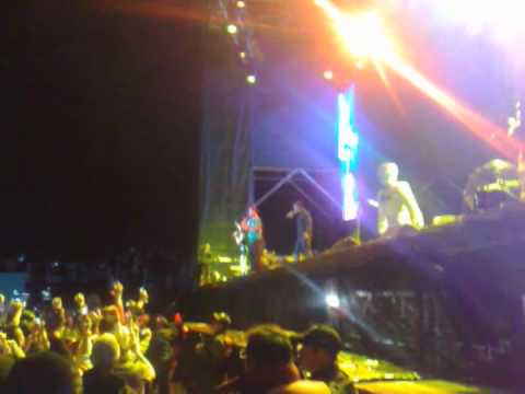 BLACK EYED PEAS @ GOLIATH FESTIVAL MEXICO (3 SONGS)