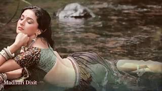 Madhuri Dixit awesome moments| wet saree