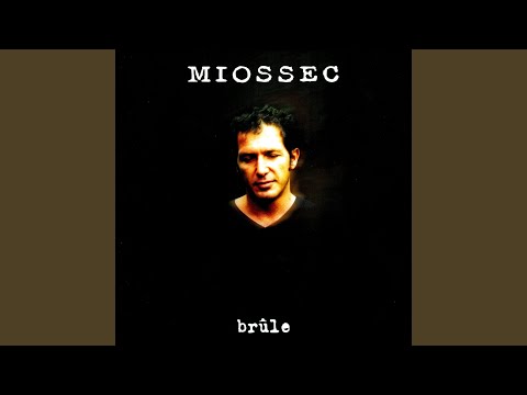 Ainsi Soit-Elle Video