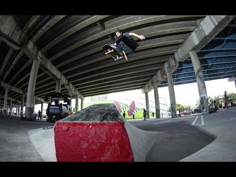 DIY Skatepark in Miami - Red Bull DIY Spot Supply