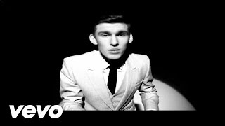 Watch Willy Moon I Wanna Be Your Man video