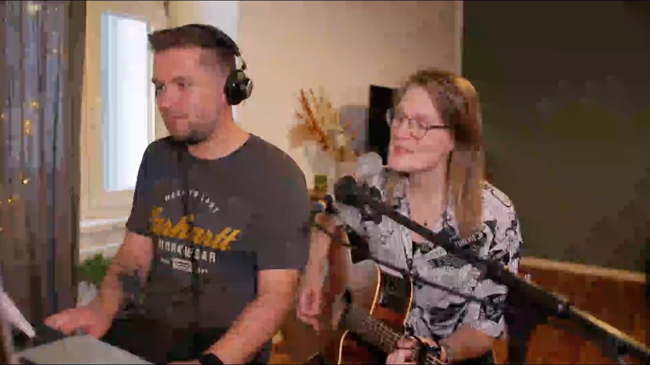 Jennifer Berning LIVE ft. Lukas #109