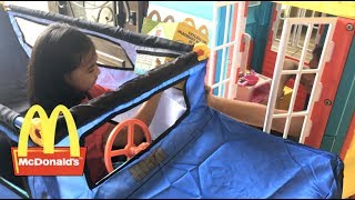 McDonalds Drive Thru Pretend Play Saves The Day | Toys Academy