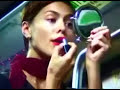 a woman change clothes in the subway!
