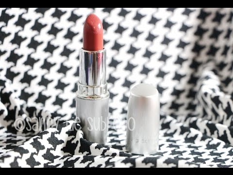VIDEO : review wardah matte lipstick - more detail on http://sannylie-subroto.blogspot.com/2015/05/beauty-review-more detail on http://sannylie-subroto.blogspot.com/2015/05/beauty-review-wardah-matte-more detail on http://sannylie-subroto ...