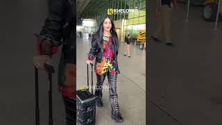 Airport Chic Shruti Haasans Stylish Departure