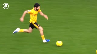 ueWTRMUmBhU Video Image