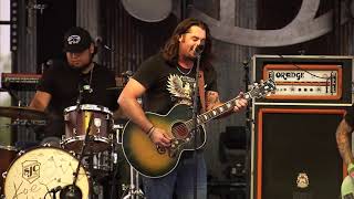 Watch Koe Wetzel Austin video