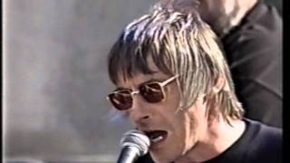 Watch Paul Weller Frightened video