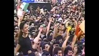 Watch Selena Munequito De Trapo video