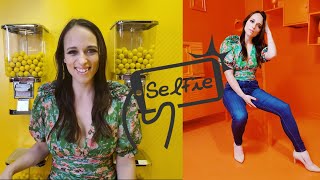 Trying out Seattle Selfie Museum! | Local Lens Seattle