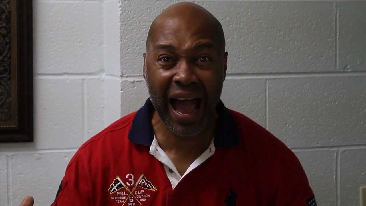 Palmer Williams Jr. at Dinner For Divas! - YouTube