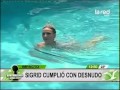¡Completamente desnuda! Imperdible piscinazo de Sigrid Alegría