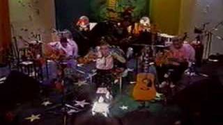 Watch Aterciopelados Mujer Gala video