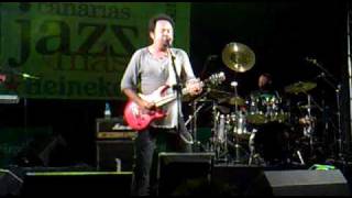 Watch Steve Lukather How Many Zeros video