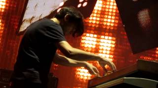 Watch Radiohead The Amazing Sounds Of Orgy video