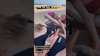Morena Beltrán Dormida En La Playa
