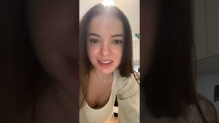 Ellie Biive Periscope