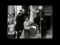 Weg uit Amsterdam - Een NSB familie na 1945