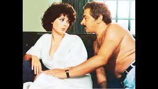 Edwige Fenech con Renzo Montagnani nel film , la Moglie Vergine 1975 .