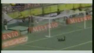 uylo27l_fu8 Video Image