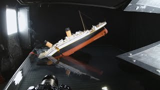 Model Titanic splits and sinks like the James Cameron's movie filmed miniature -