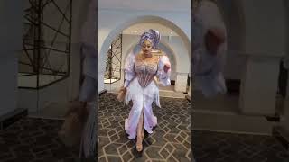 Beautiful Asoebi Owambe Gown Style With Fringes.