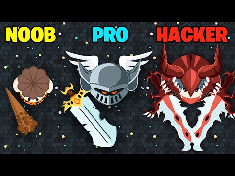 NOOB vs PRO vs HACKER in EvoWars.io