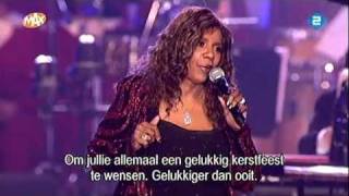 Watch Gloria Gaynor Winter Wonderland video