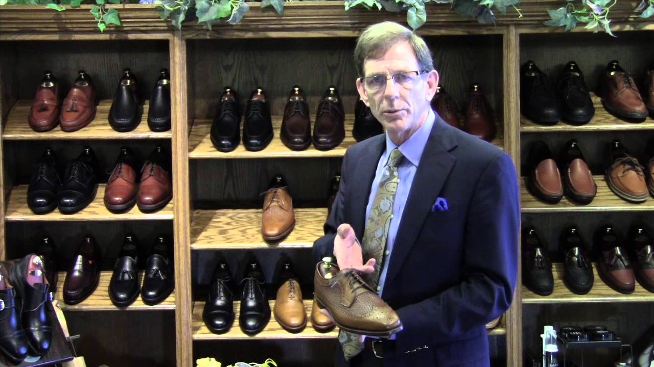 Wearing brown dress shoes
