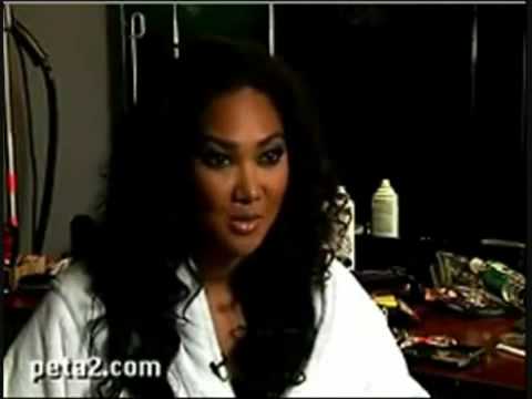 Kimora Lee Simmons talking kimora lee simmons kids 2009. Kimora Lee Simmons talking