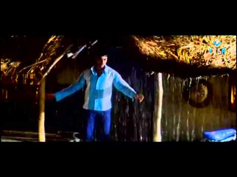 Seethakoka Chiluka Movie - Navdeep Romantic Scene