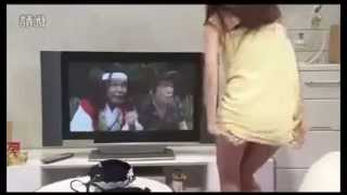 Gái Xinh Show Hàng Trước Tivi