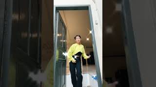Dinda Goyang Hot