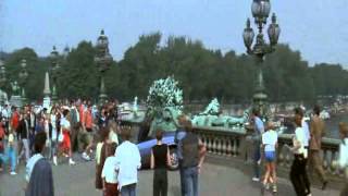 A View To A Kill 1985 - Paris Taxi Scene