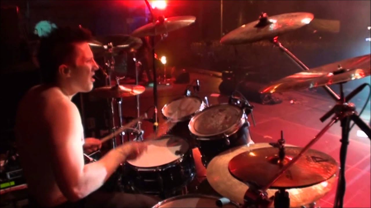 HUNTING HIGH AND LOW STRATOVARIUS hunting high and low stratovarius: